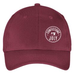 Casquette de couleur marron avec un petit logo