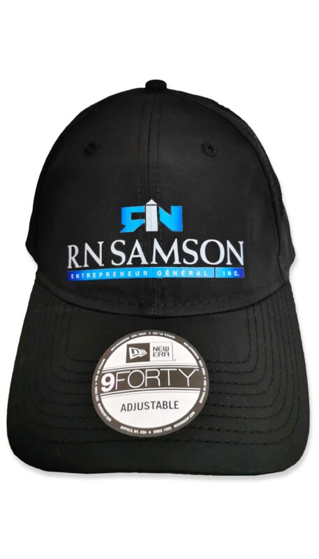 Casquette noir avec le logo de l'entreprise R.N. Samson